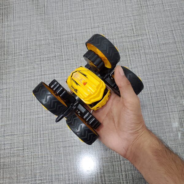 RC Flex Car - Image 5