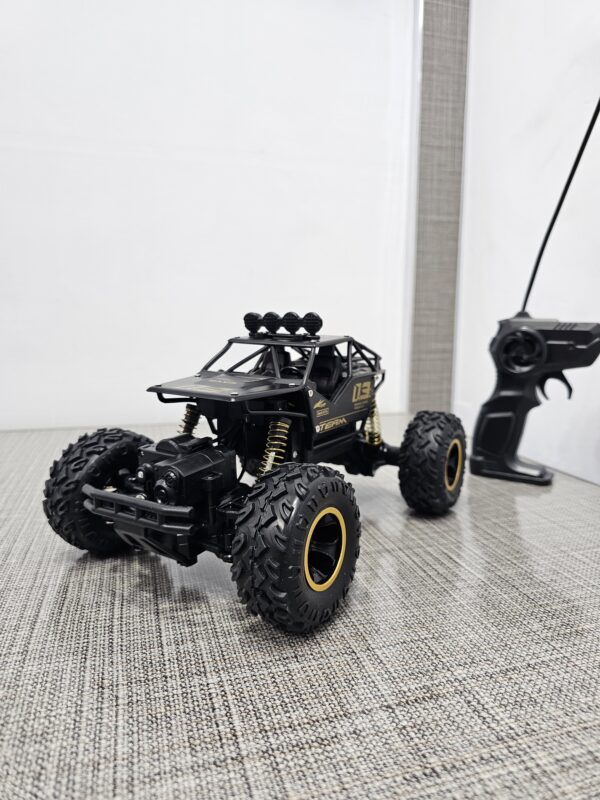 Rock Crawler Remote Control - Image 5