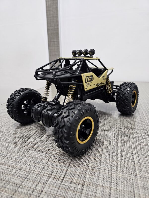 Rock Crawler Remote Control - Image 8