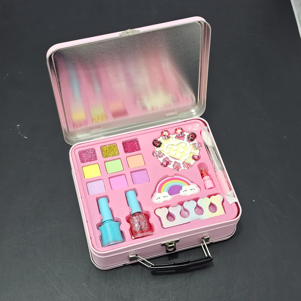 Fashion Makeup Kit with Iron Box – Stylish Beauty Set for Kids - Image 4