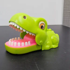 Dinosaur Bite Game – Fun Reaction Challenge for Kids