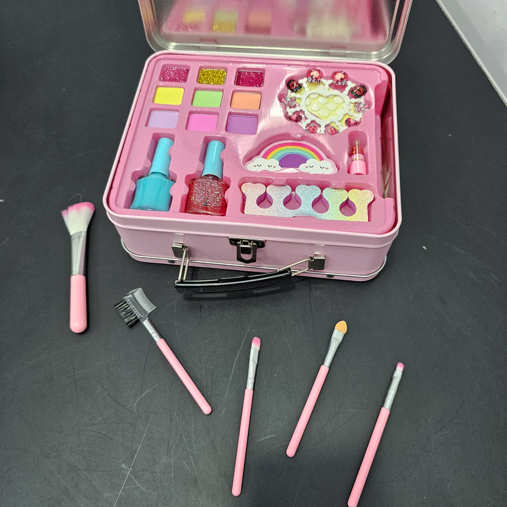 Fashion Makeup Kit with Iron Box – Stylish Beauty Set for Kids - Image 3