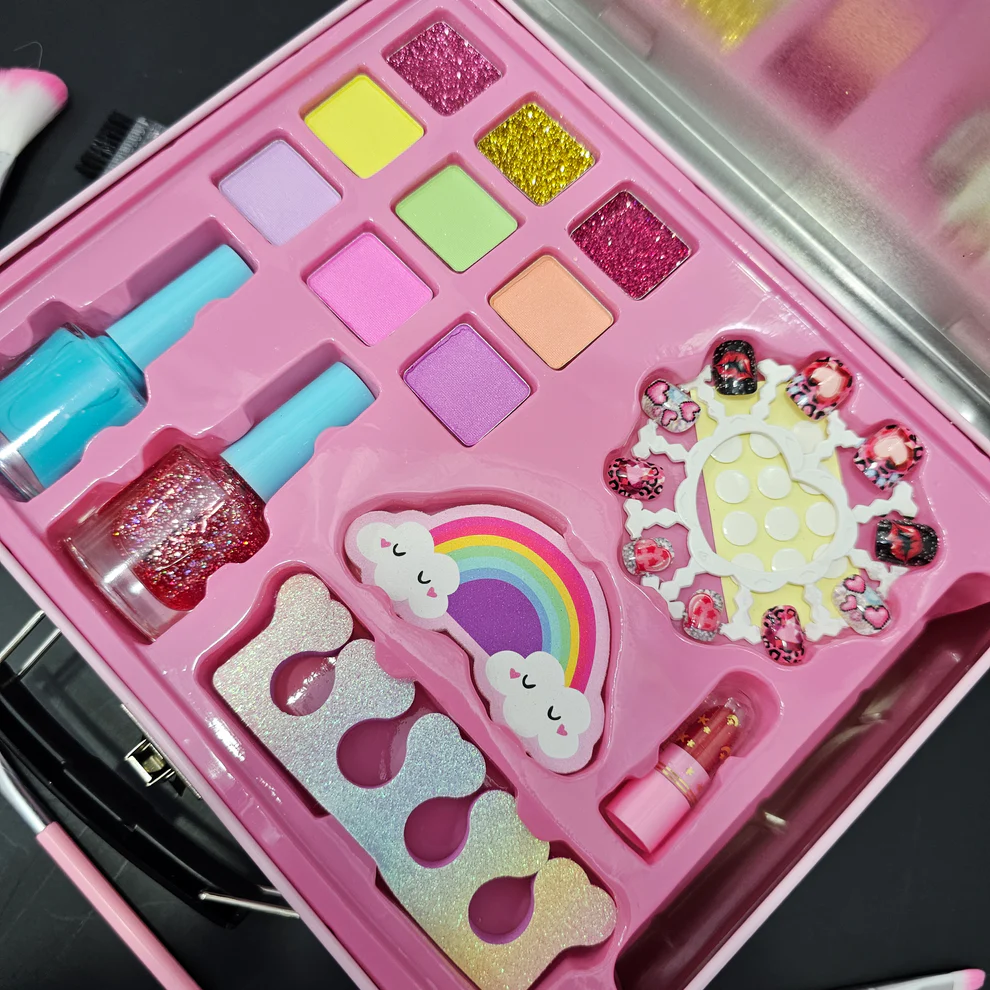 Fashion Makeup Kit with Iron Box – Stylish Beauty Set for Kids - Image 2